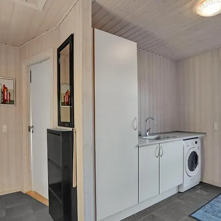 Amazing In With Kitchen *
