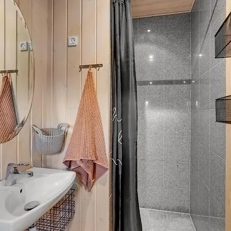 Amazing In With Kitchen Casa de Férias Tarm